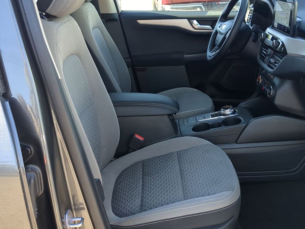 Thumbnail: 2020 Ford Escape - 11