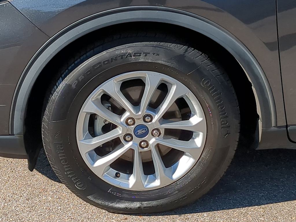 Thumbnail: 2020 Ford Escape - 8