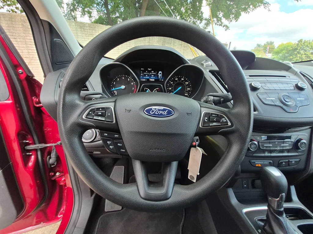 Thumbnail: 2017 Ford Escape - 13