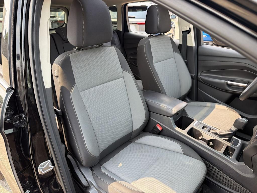 Thumbnail: 2017 Ford Escape - 30