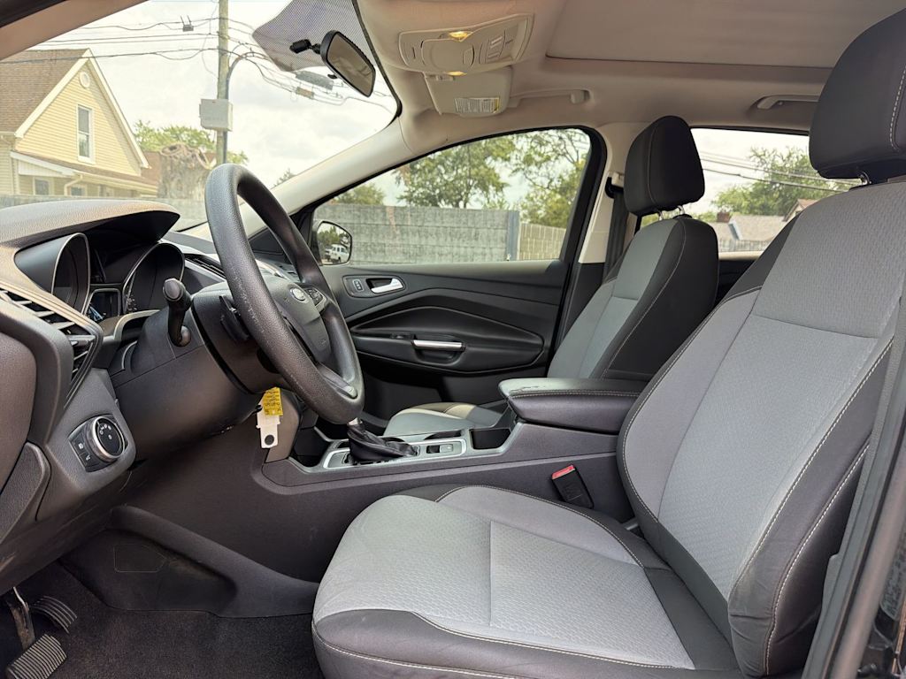 Thumbnail: 2017 Ford Escape - 9