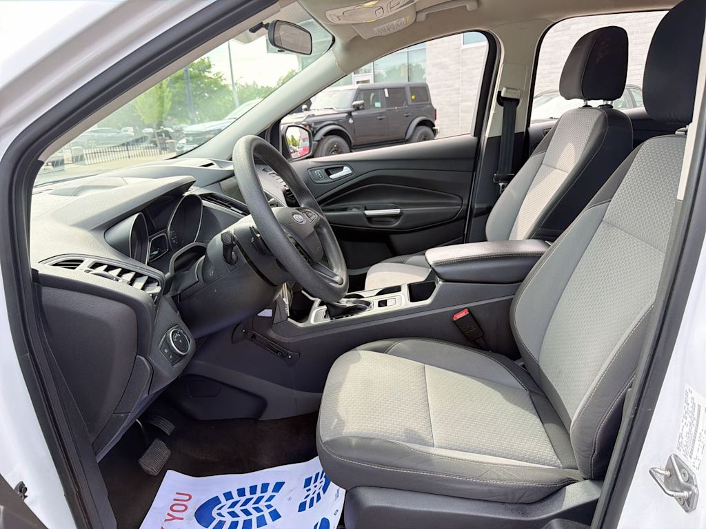 Thumbnail: 2017 Ford Escape - 10