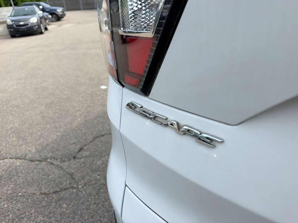Thumbnail: 2017 Ford Escape - 24