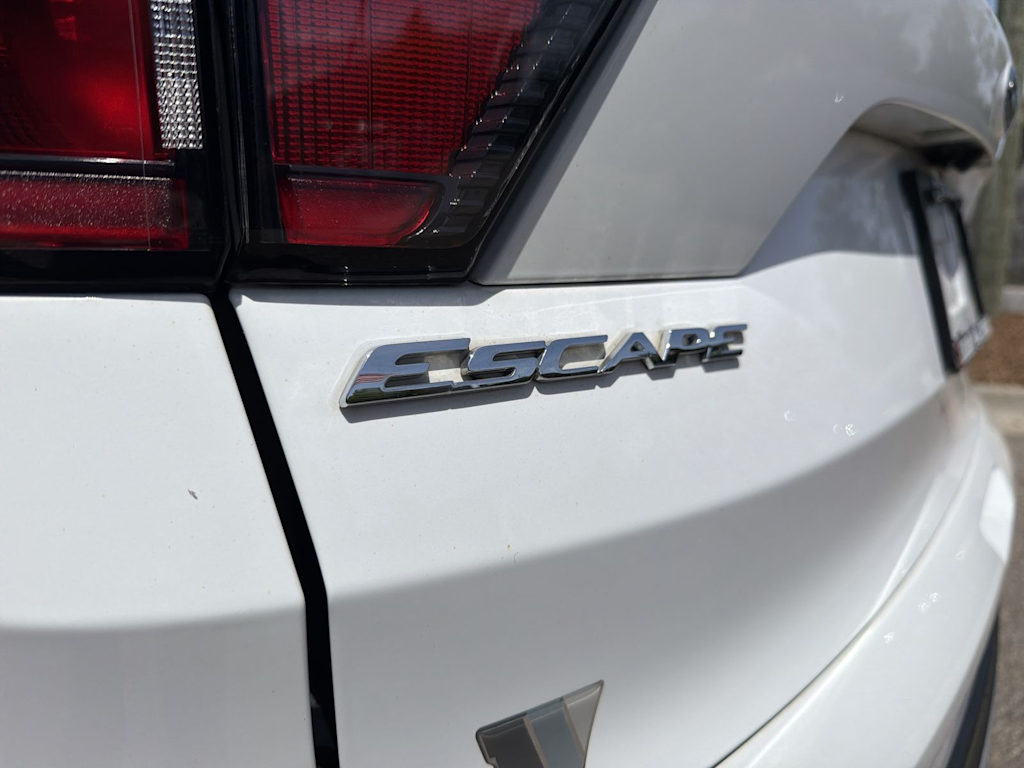 Thumbnail: 2018 Ford Escape - 7
