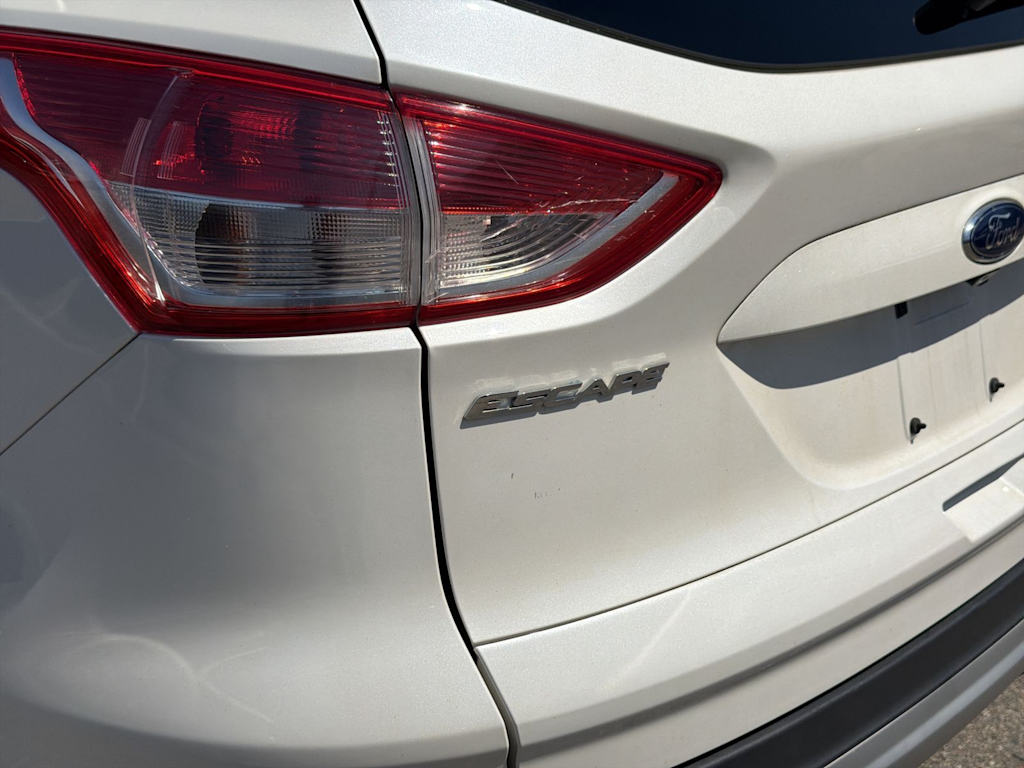 Thumbnail: 2014 Ford Escape - 24
