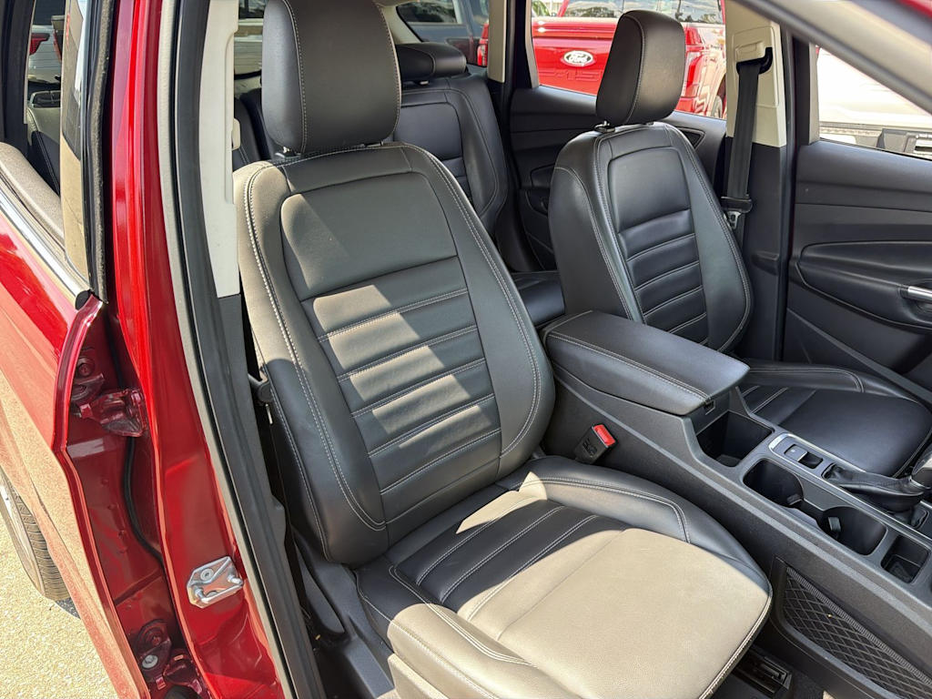 Thumbnail: 2019 Ford Escape - 28