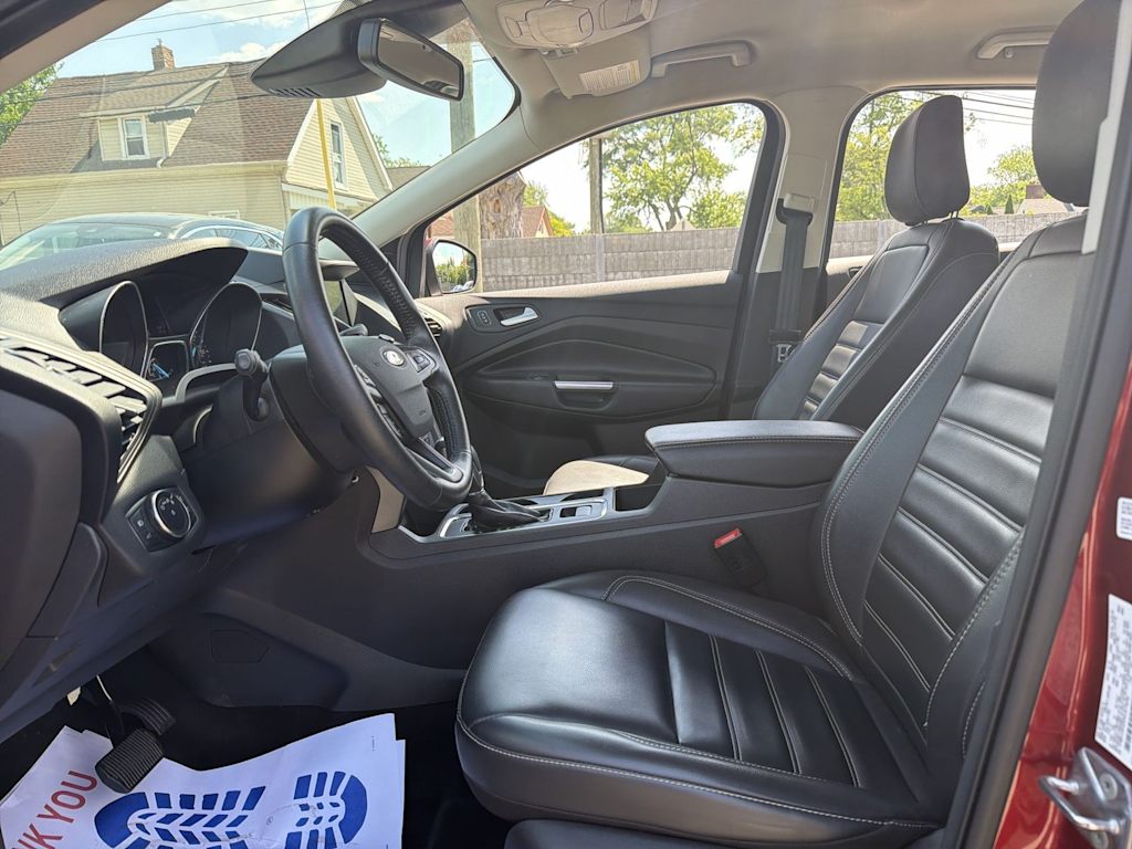Thumbnail: 2019 Ford Escape - 10