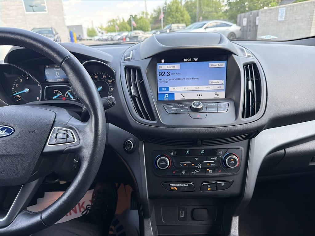 Thumbnail: 2019 Ford Escape - 13