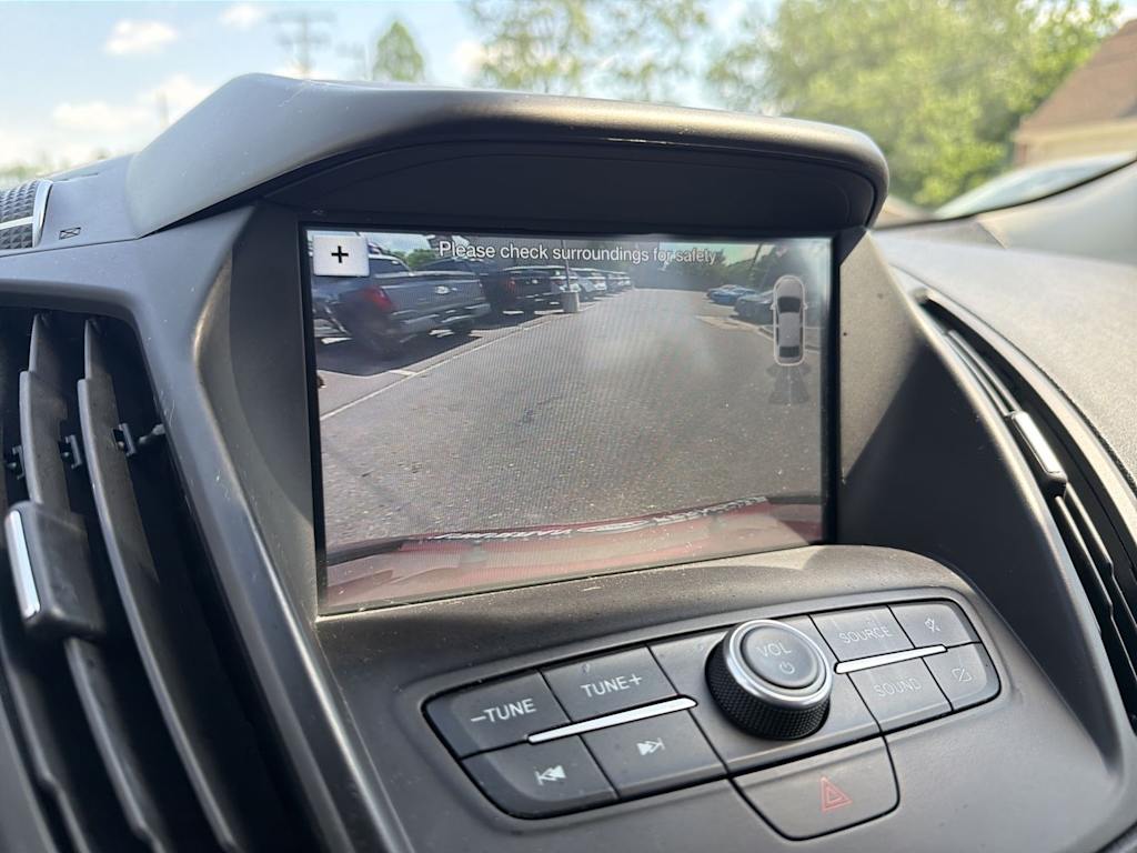 Thumbnail: 2019 Ford Escape - 34
