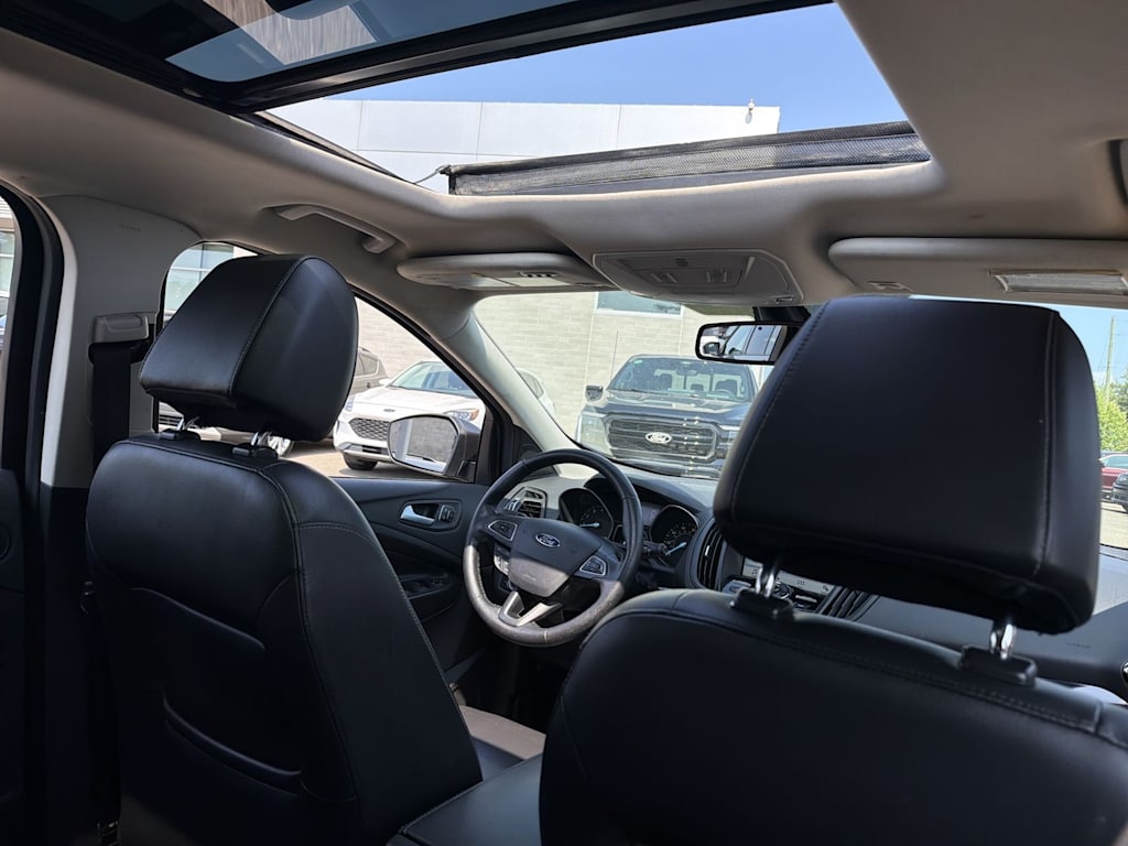 Thumbnail: 2017 Ford Escape - 30