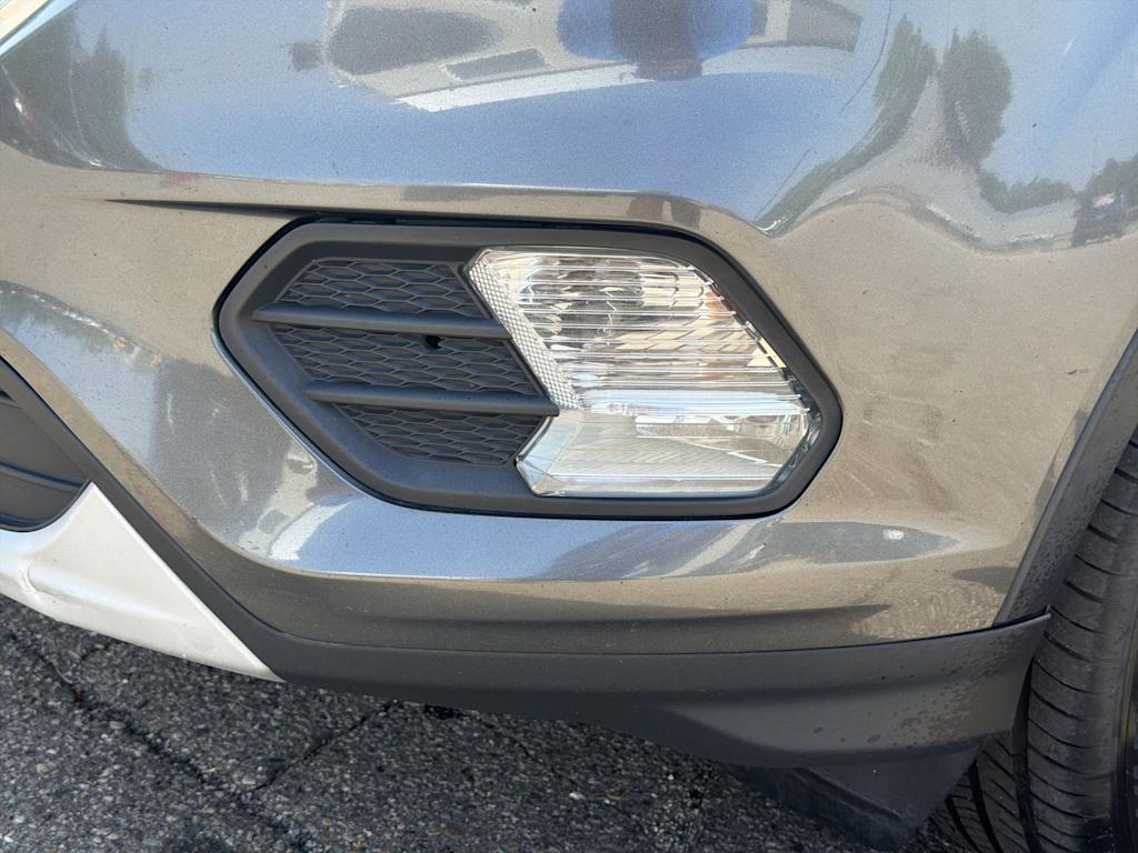 Thumbnail: 2017 Ford Escape - 24