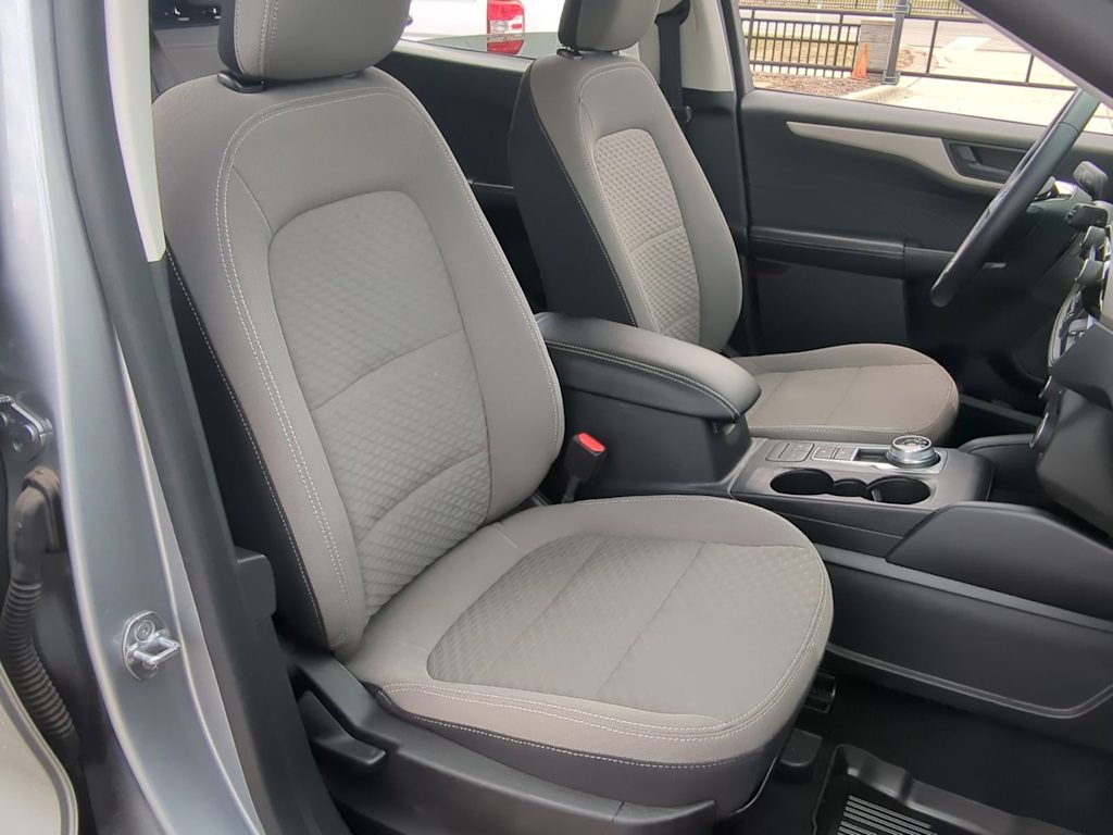 2022 Ford Escape SE 11