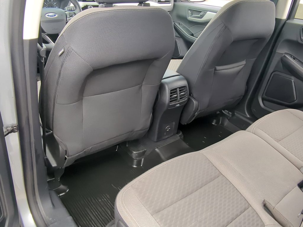 2022 Ford Escape SE 12