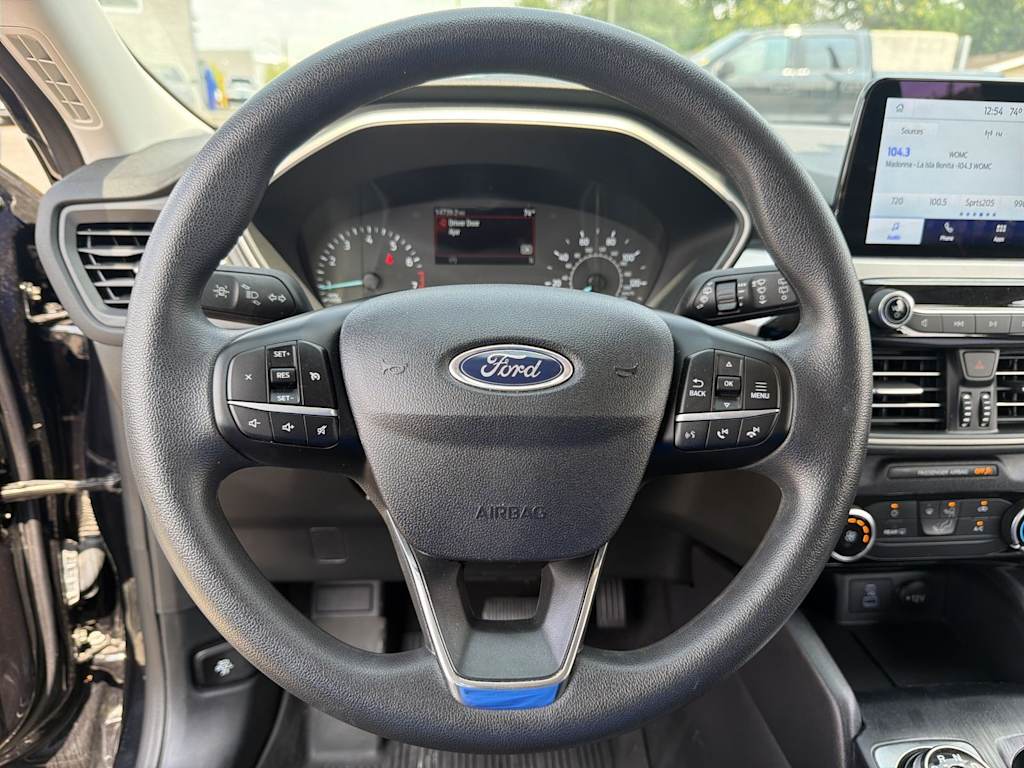 Thumbnail: 2022 Ford Escape - 9