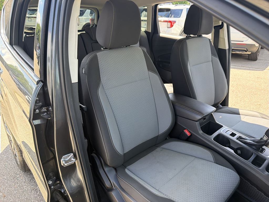 Thumbnail: 2017 Ford Escape - 27