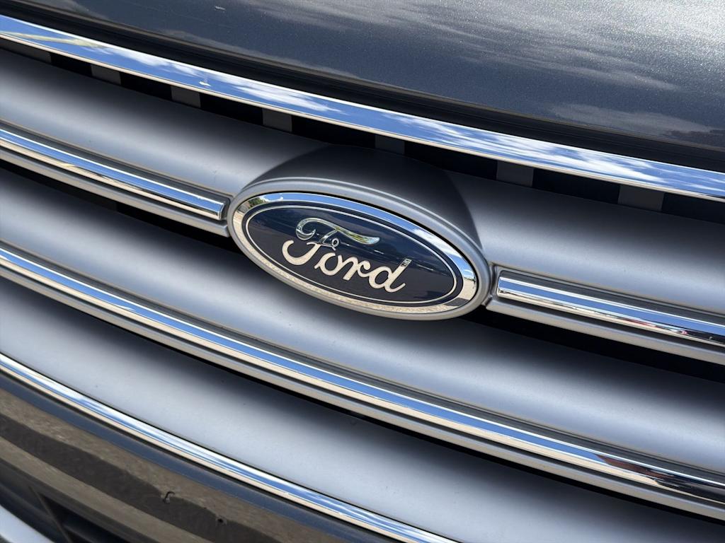 Thumbnail: 2017 Ford Escape - 6
