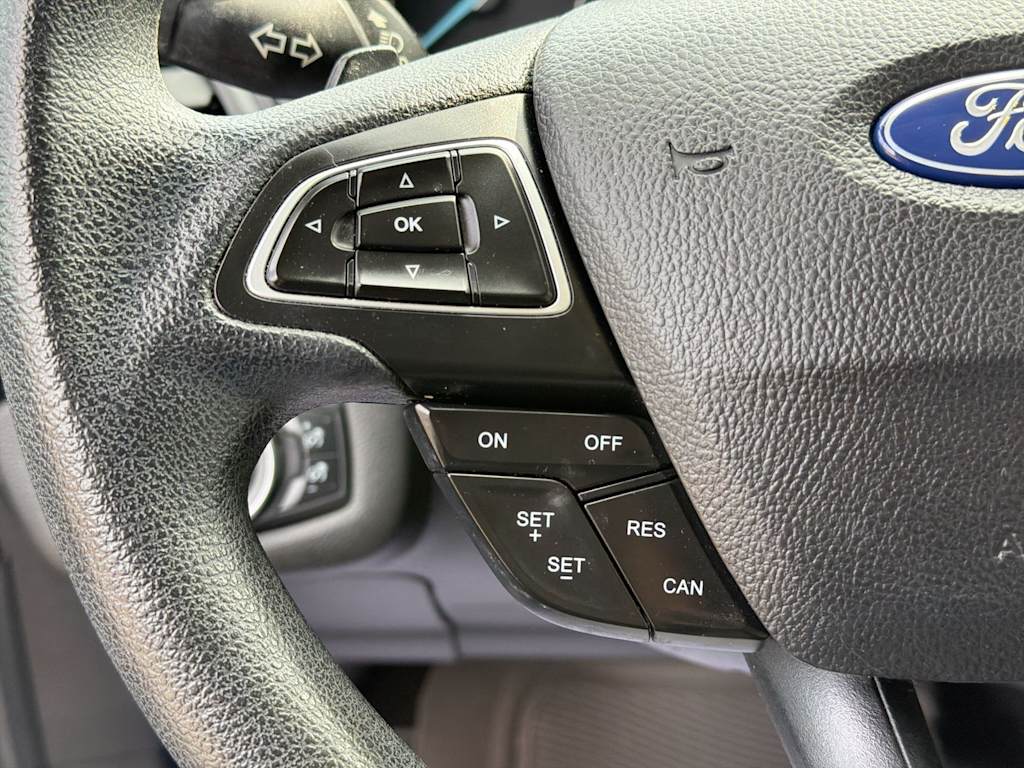 Thumbnail: 2017 Ford Escape - 29