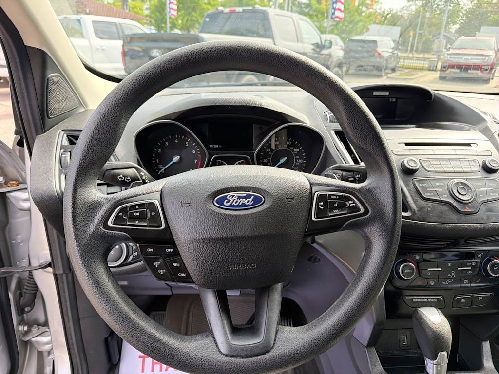 Thumbnail: 2017 Ford Escape - 9