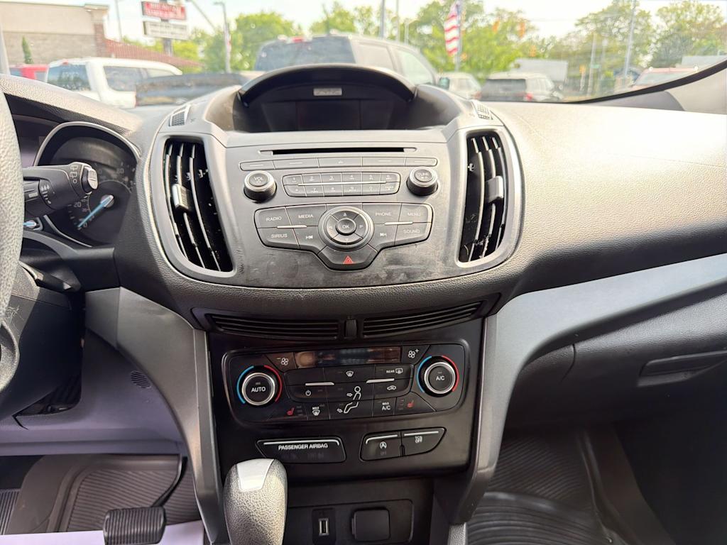 Thumbnail: 2017 Ford Escape - 13