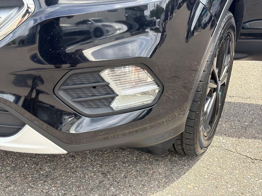 Thumbnail: 2017 Ford Escape - 24