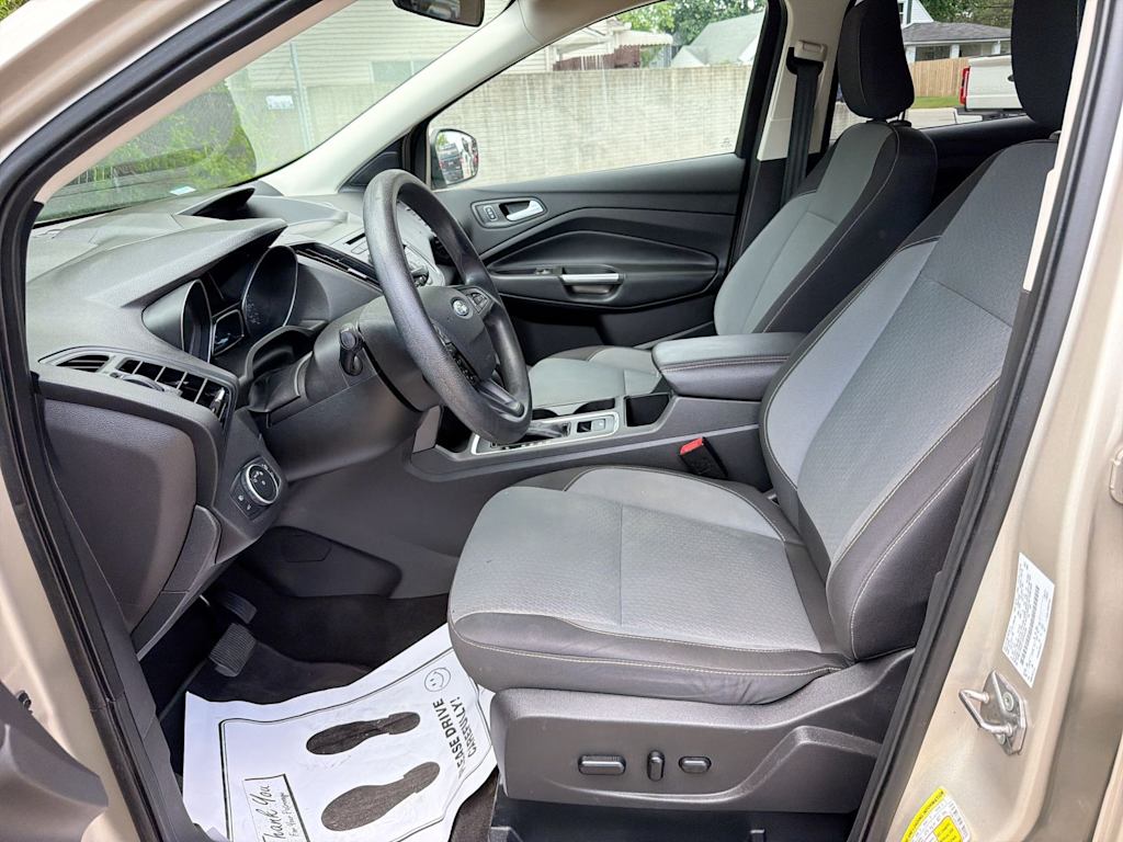 Thumbnail: 2018 Ford Escape - 10