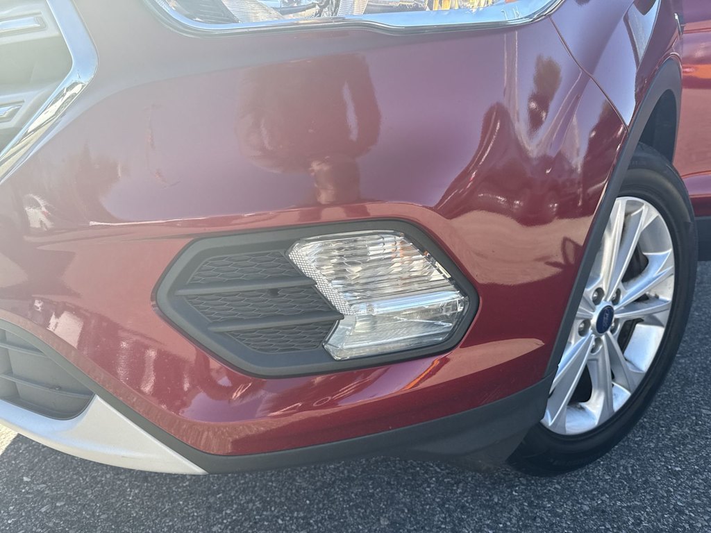 Thumbnail: 2018 Ford Escape - 19