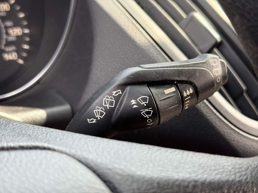 Thumbnail: 2019 Ford Escape - 14