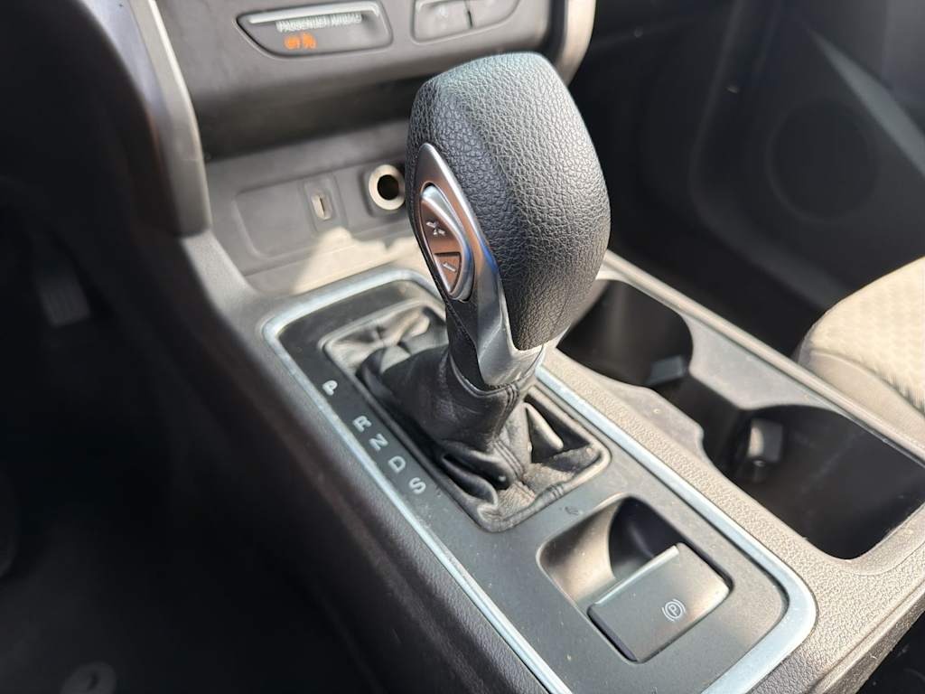Thumbnail: 2019 Ford Escape - 32