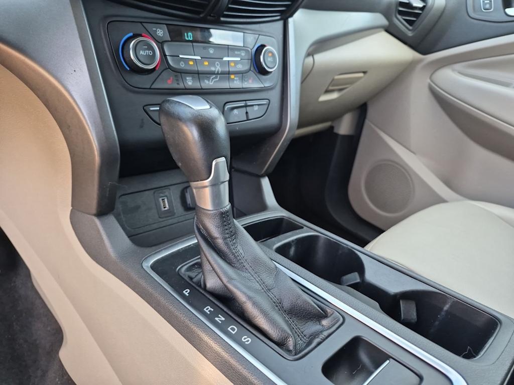 Thumbnail: 2017 Ford Escape - 15
