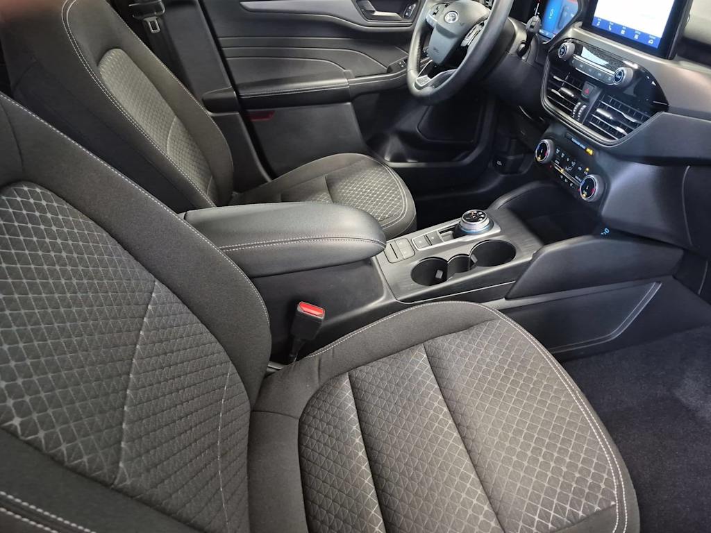 Thumbnail: 2023 Ford Escape - 23
