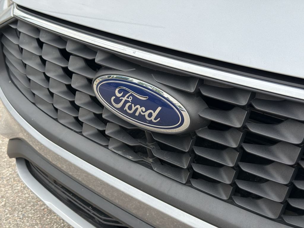 Thumbnail: 2023 Ford Escape - 7