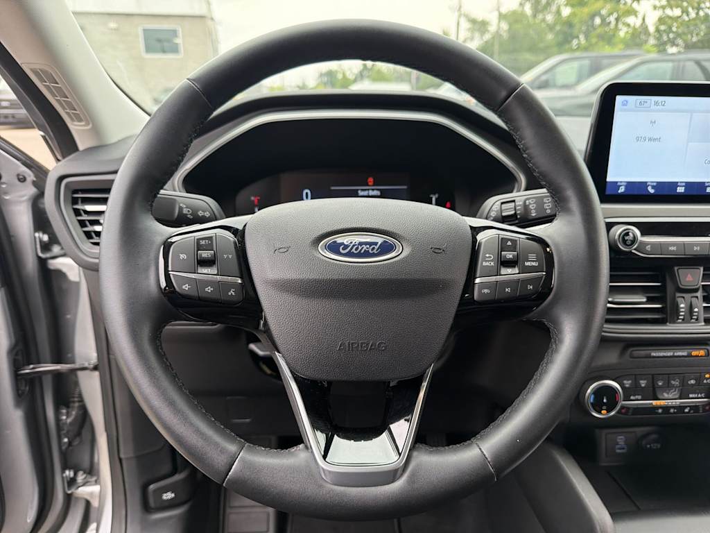 Thumbnail: 2023 Ford Escape - 10