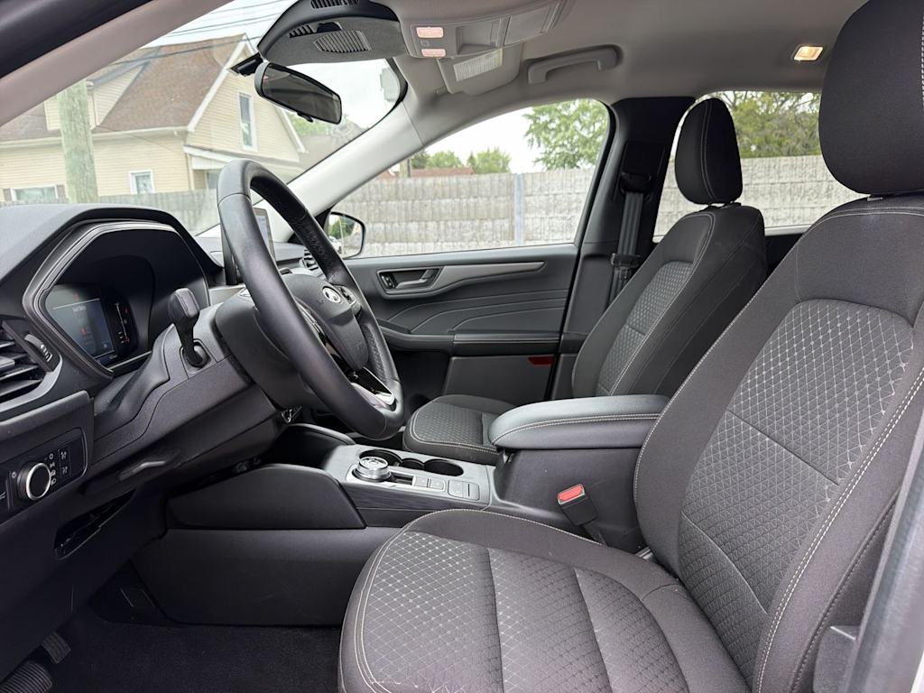Thumbnail: 2023 Ford Escape - 11
