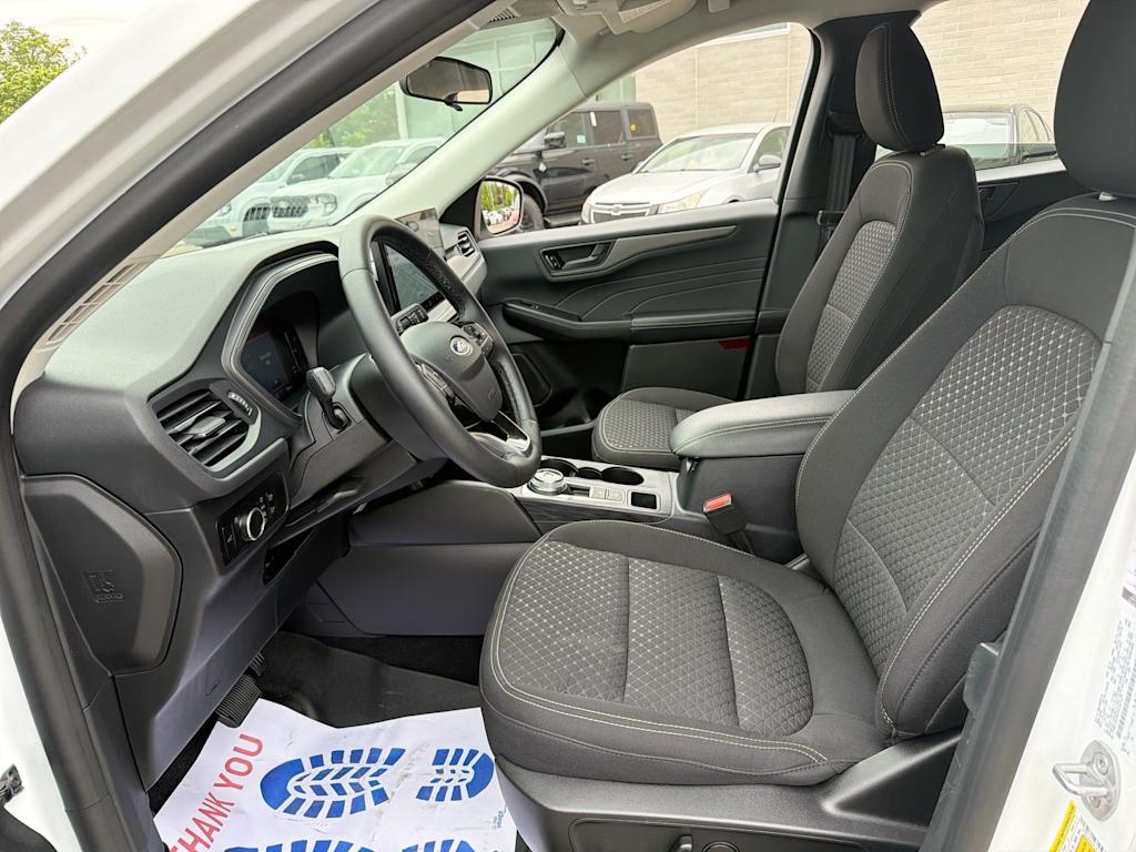 Thumbnail: 2023 Ford Escape - 10