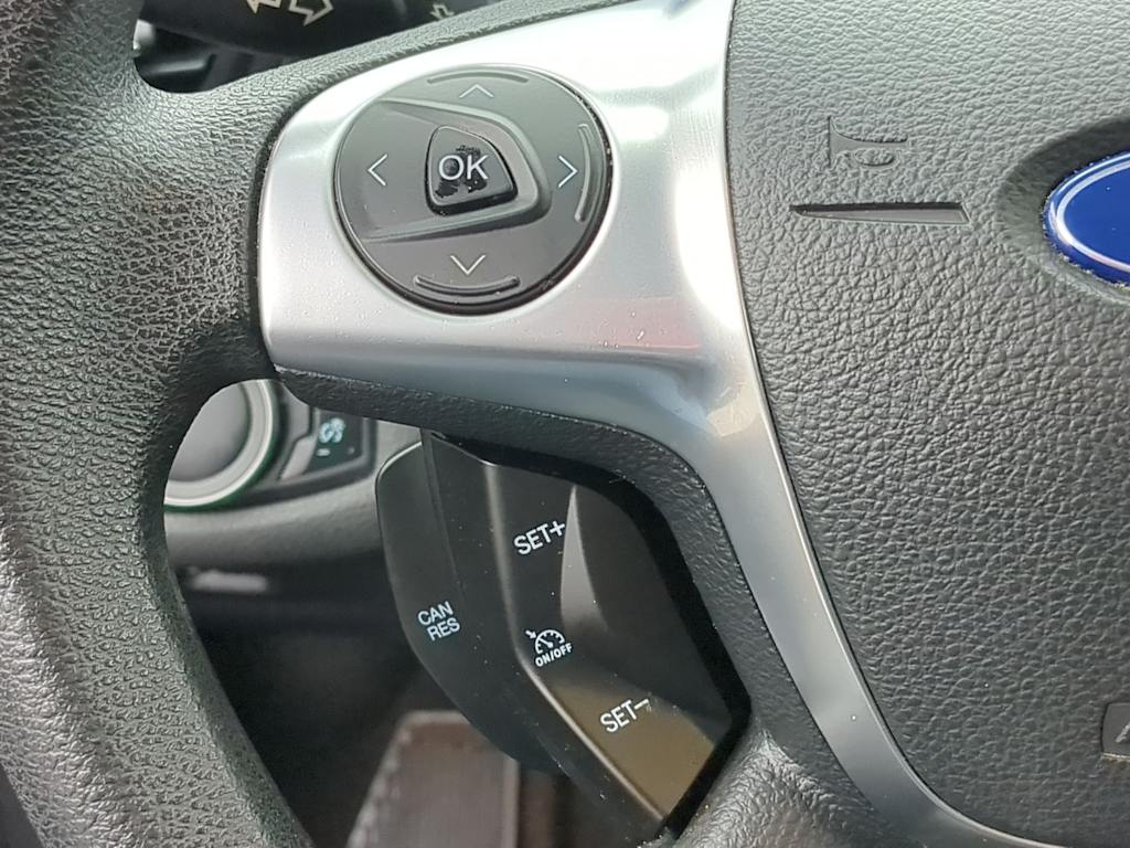 Thumbnail: 2016 Ford Escape - 29