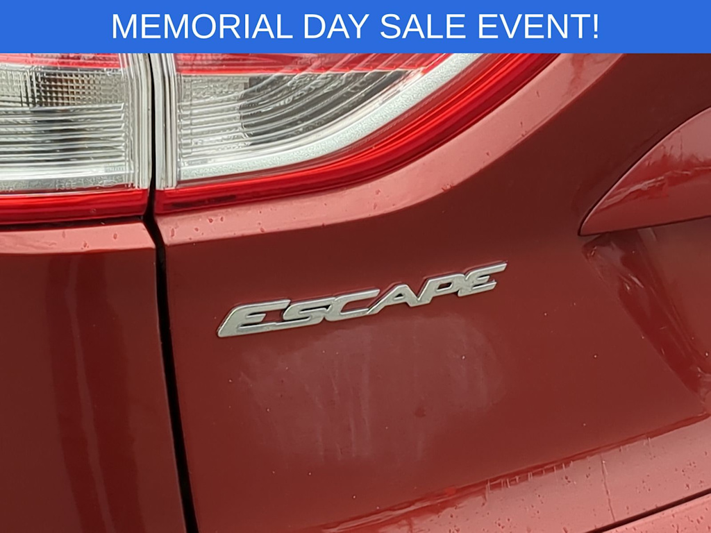 Thumbnail: 2016 Ford Escape - 25