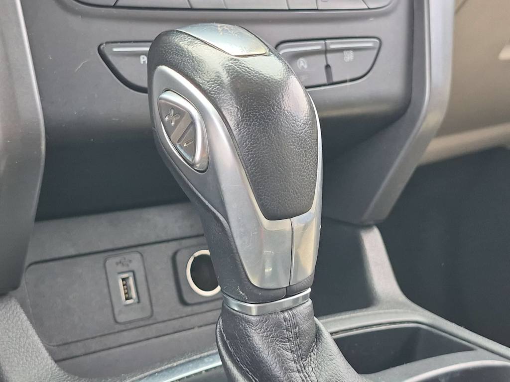 Thumbnail: 2019 Ford Escape - 15