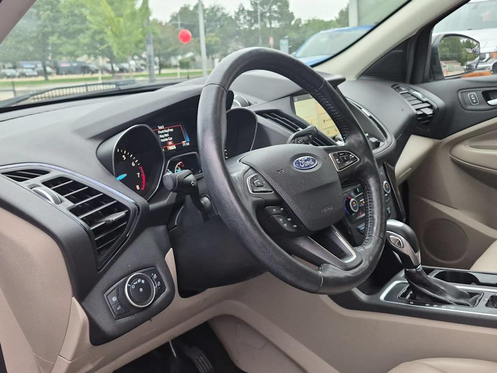 Thumbnail: 2019 Ford Escape - 2