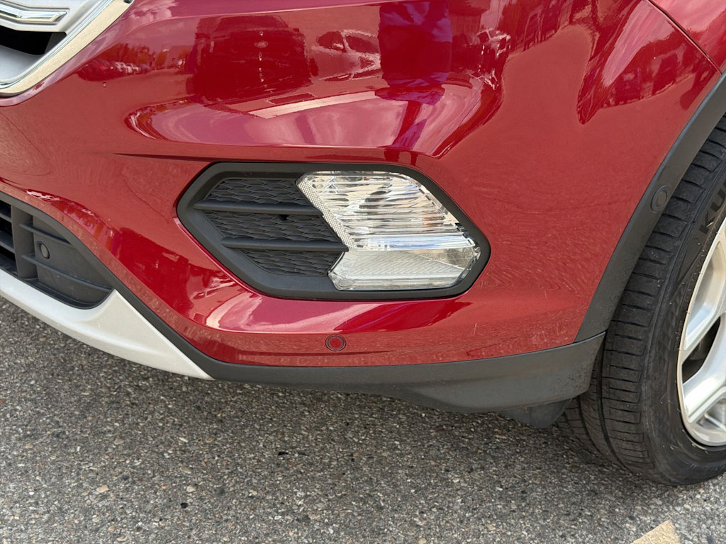 Thumbnail: 2019 Ford Escape - 24