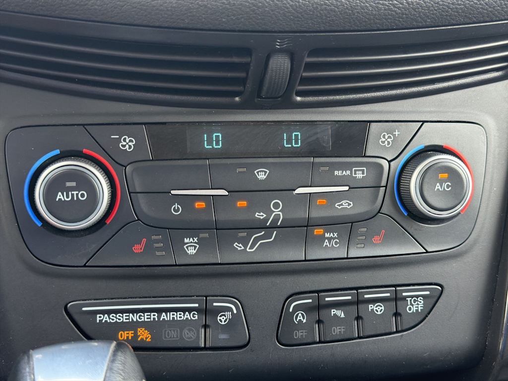 Thumbnail: 2019 Ford Escape - 31