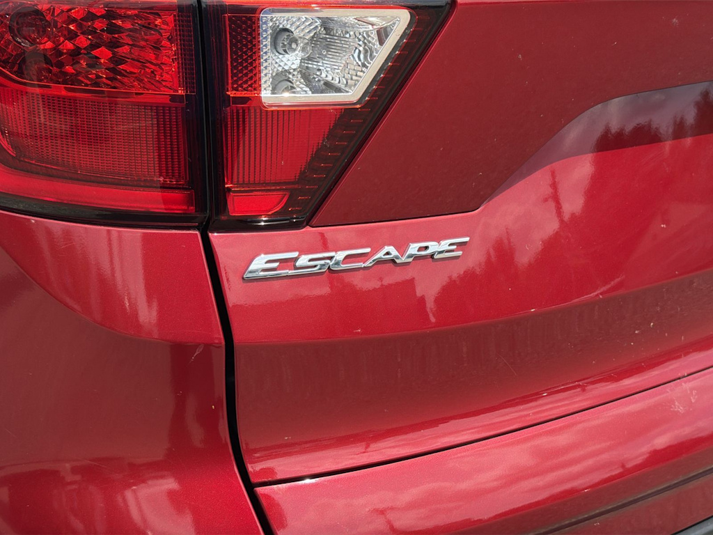 Thumbnail: 2019 Ford Escape - 25