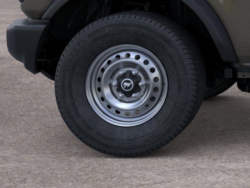 Thumbnail: 2026 Ford Bronco - 4