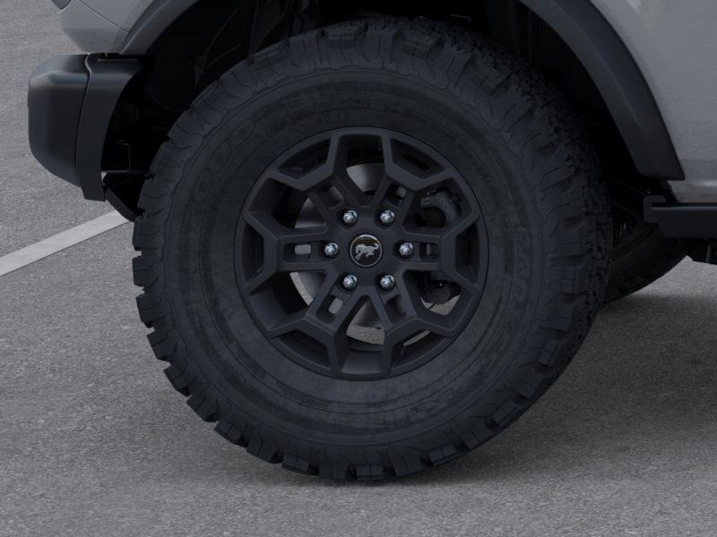 Thumbnail: 2026 Ford Bronco - 6