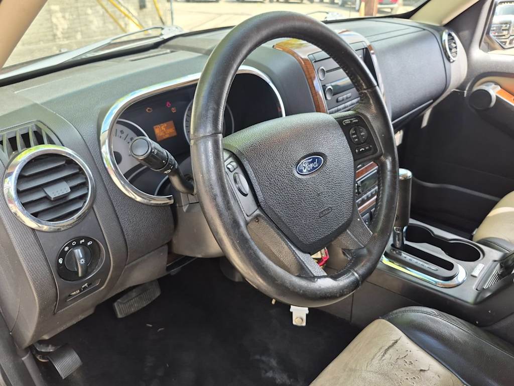 Thumbnail: 2008 Ford Explorer - 2