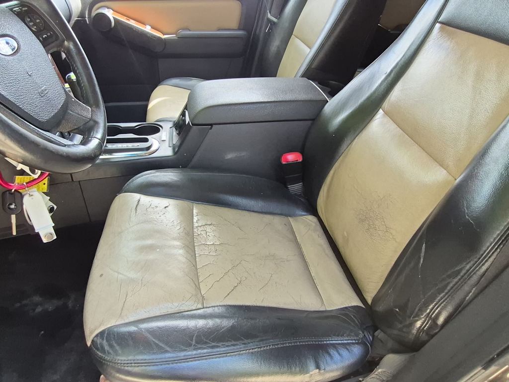 Thumbnail: 2008 Ford Explorer - 10