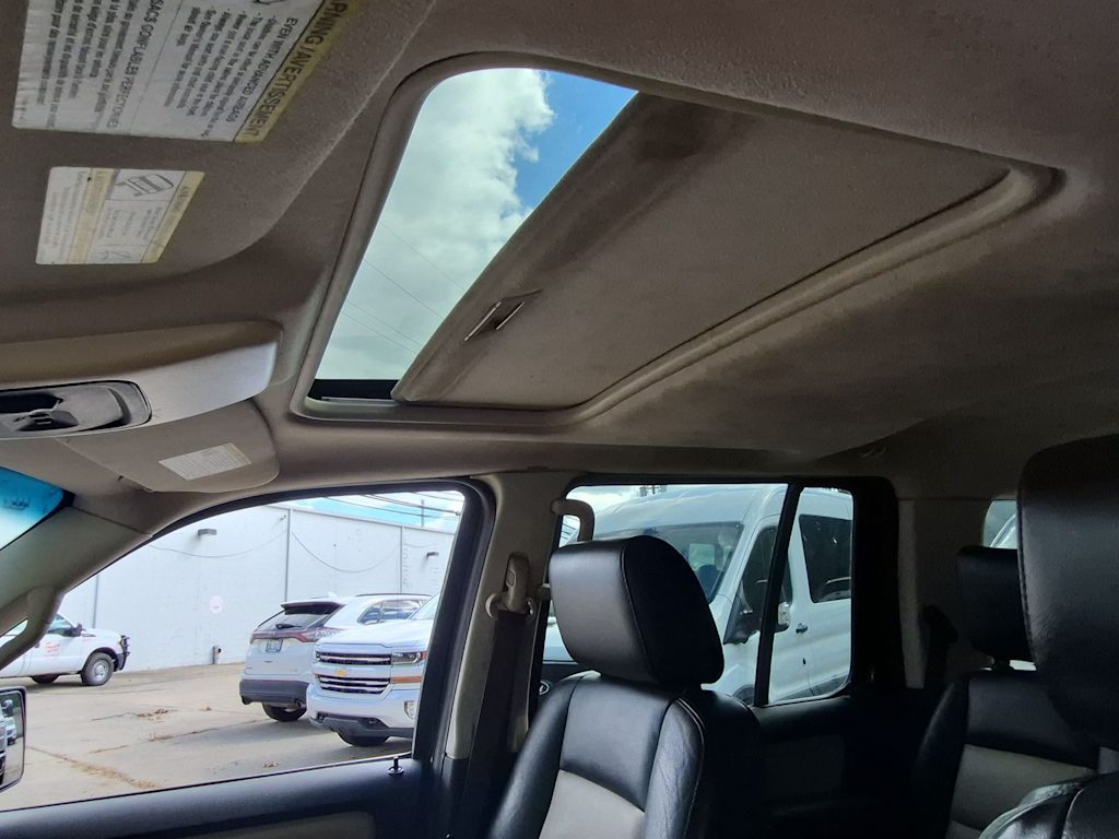 Thumbnail: 2008 Ford Explorer - 22