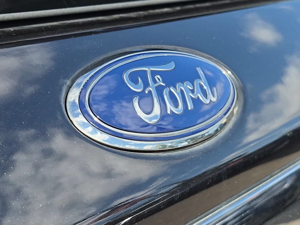 Thumbnail: 2020 Ford Explorer - 7