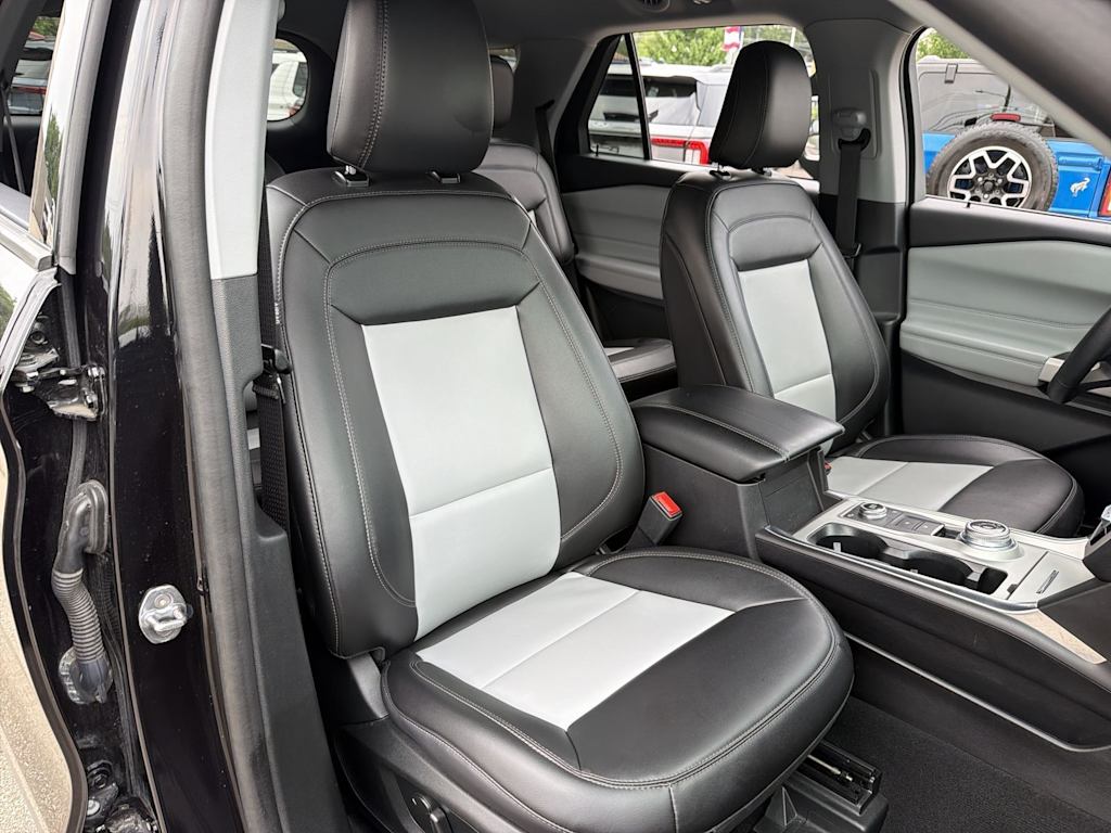 Thumbnail: 2024 Ford Explorer - 29