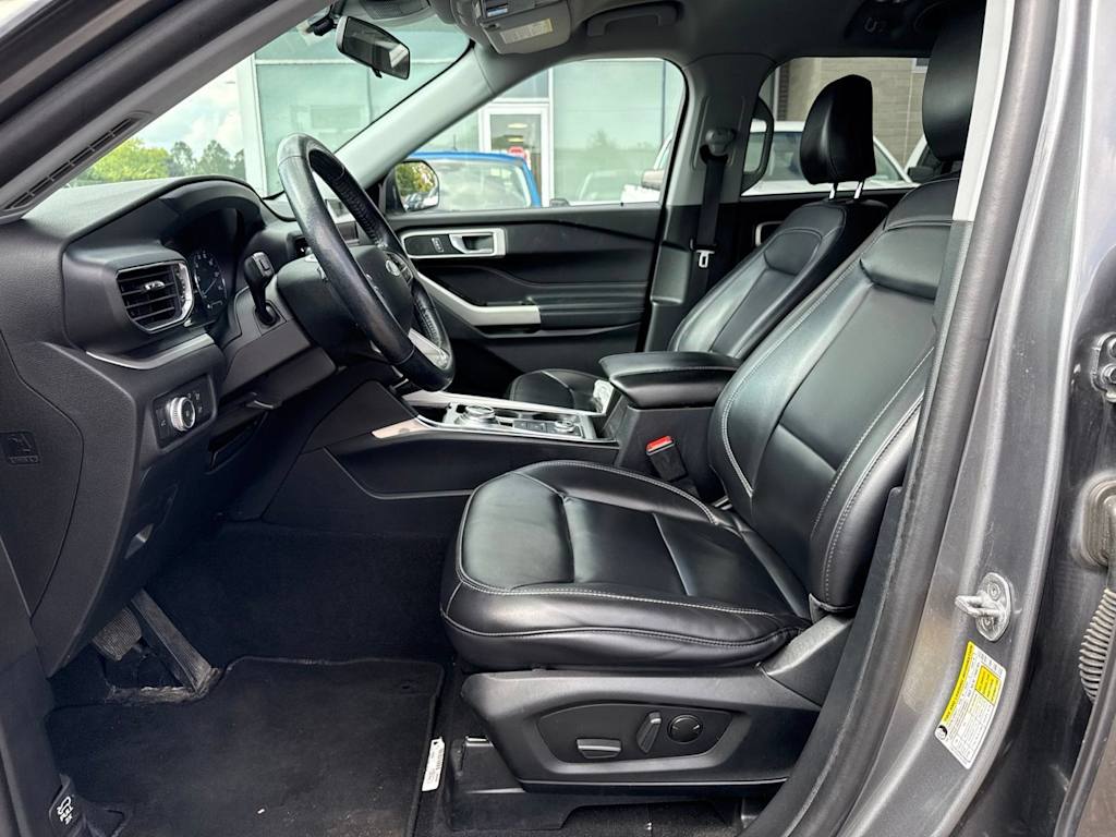 Thumbnail: 2021 Ford Explorer - 9
