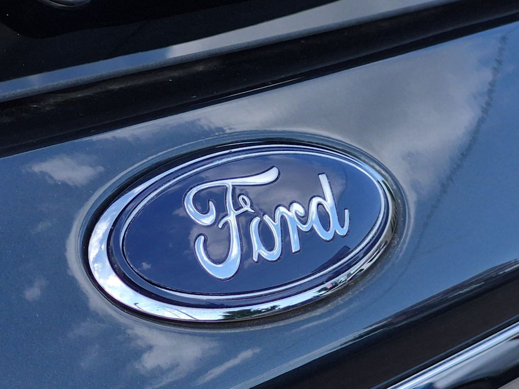 Thumbnail: 2023 Ford Explorer - 6